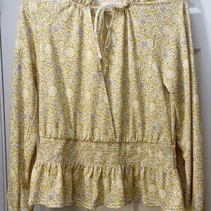 MELLODAY Floral Print Blouse in Yellow and Cream